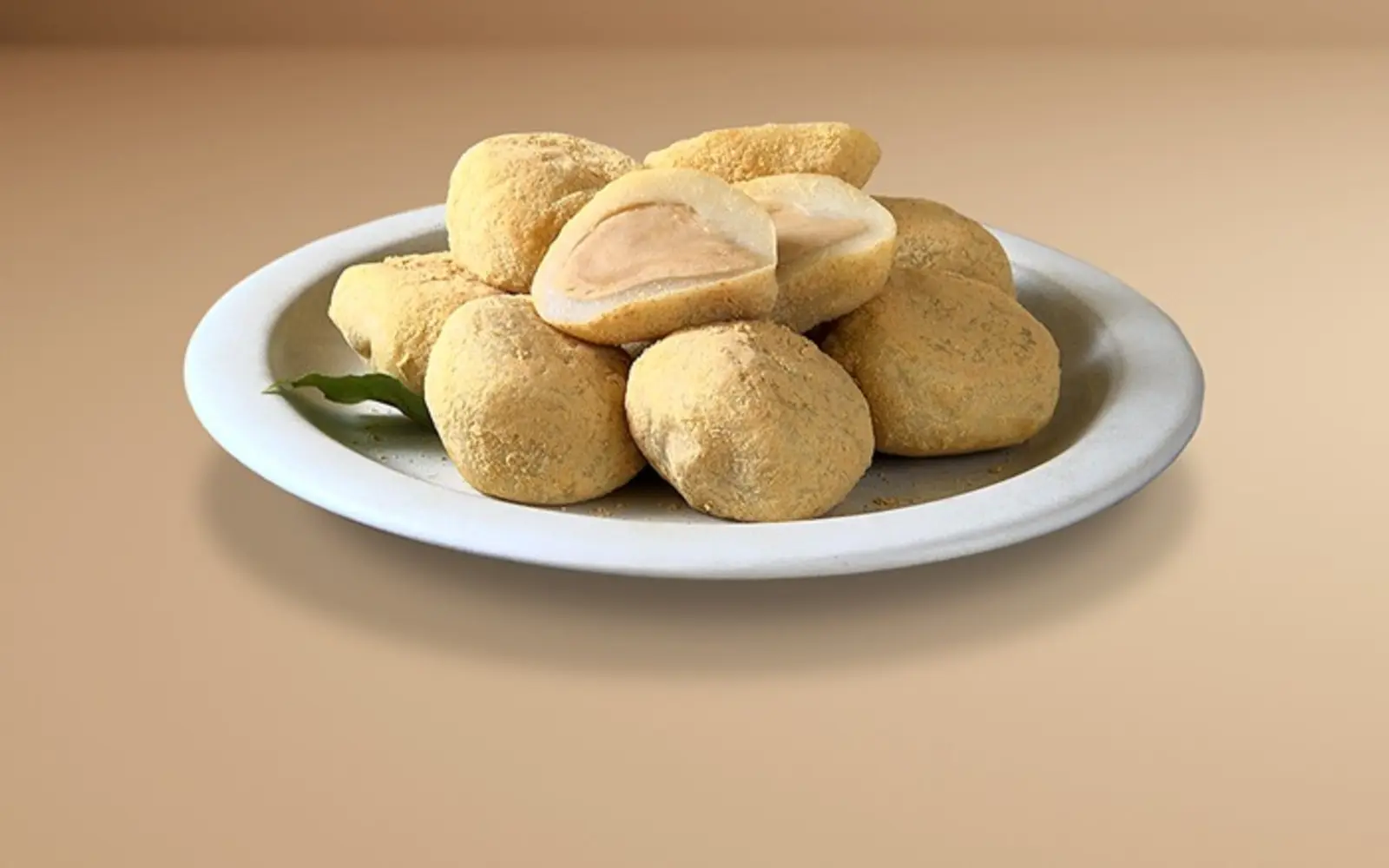 White kidney bean filled Korean rice cakes