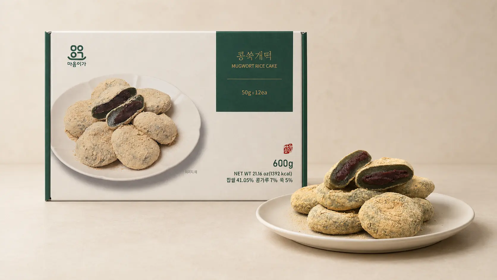 Mugwort Korean rice cake 12-piece retail box and plated product