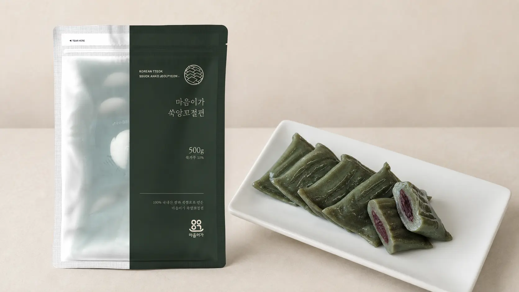 Mugwort anko jeolpyeon Korean rice cake pouch and plated product